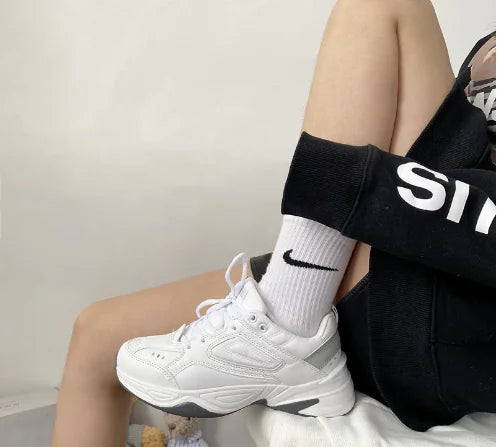 2019 Spring New Basic White Sneakers for Casual Use