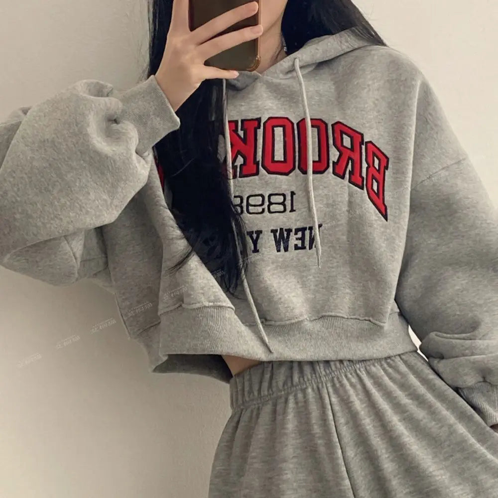 Hoodies Women American Style Cropped Baggy Chic Vintage Student Couple Streetwear Harajuku Y2k Letter Classic Design Personality