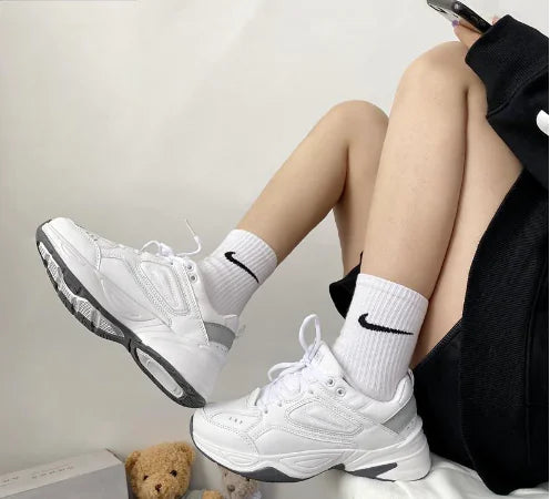2019 Spring New Basic White Sneakers for Casual Use