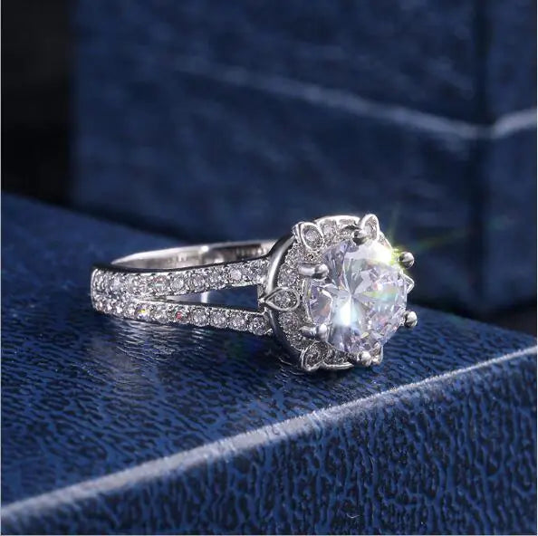 Simple Women's Zircon Ring - LAZADA Brand